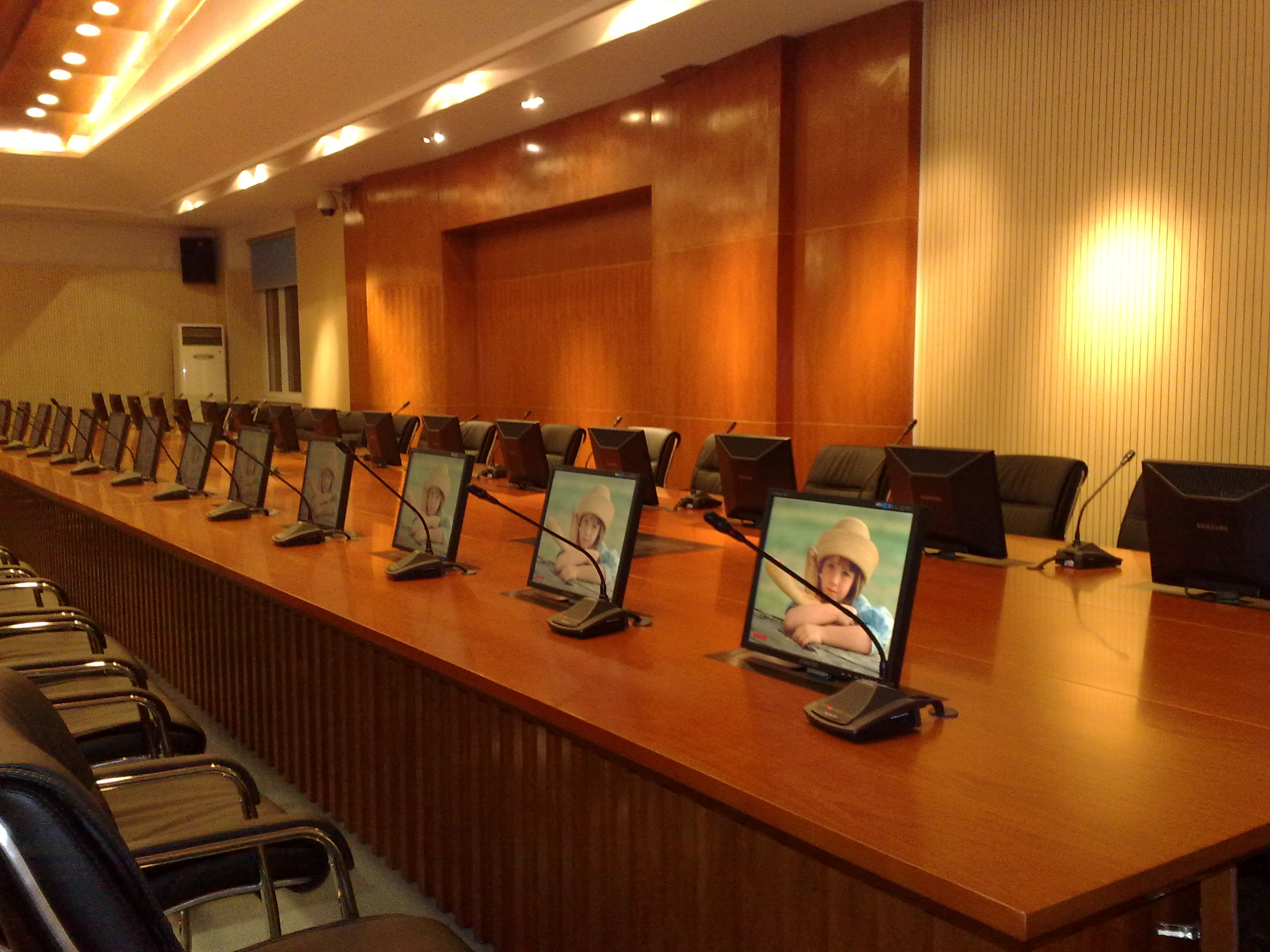 （中控+會(huì)議(yì)系統+液晶升降器(qì)）工(gōng)程案例一(yī)